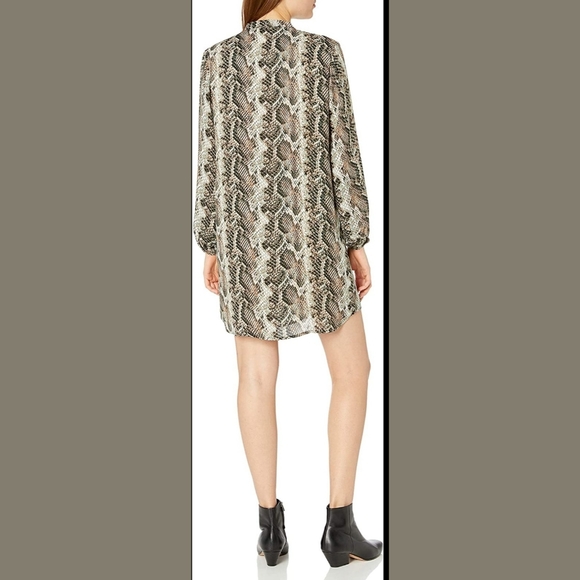 Cupcakes and Cashmere Clara Green Python Print Shirt Dress Sz Small - Picture 6 of 6